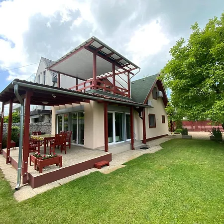 Gosy Apartmanok Siofok Exterior photo