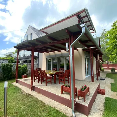 Gosy Apartmanok Siofok Exterior photo